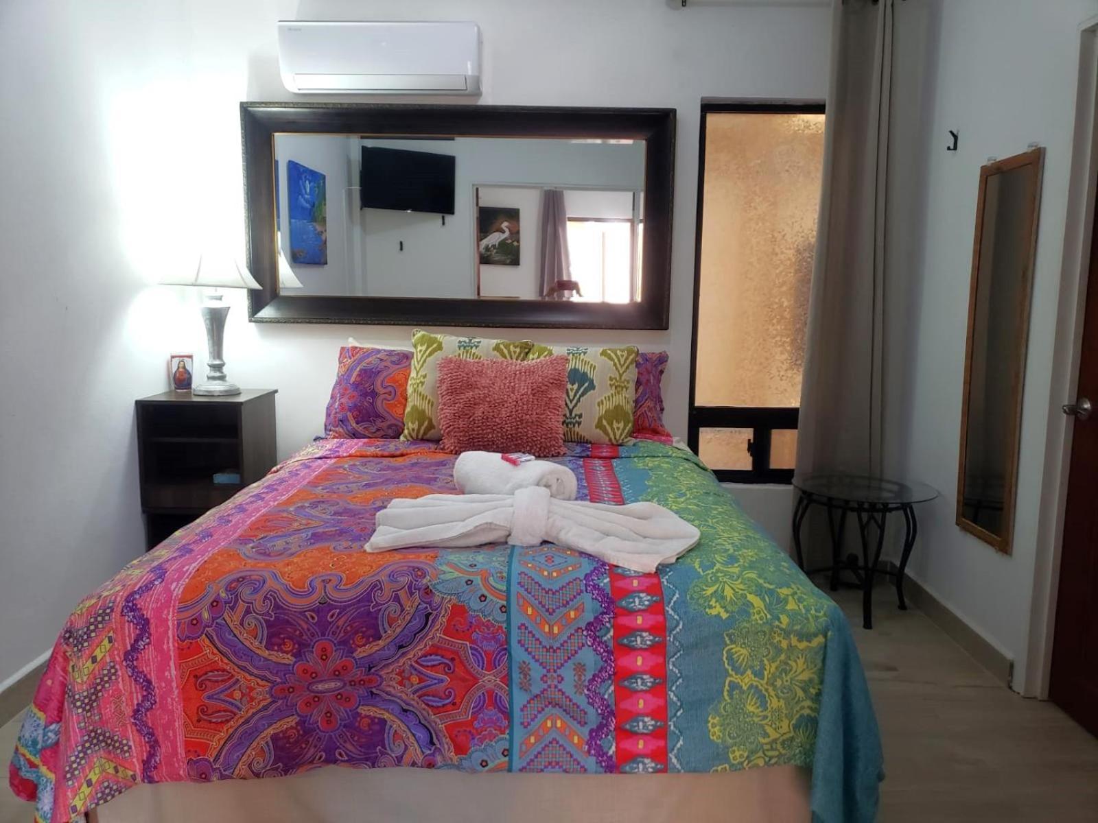 Beach Club Condos At Popeyes Caye Caulker Eksteriør bilde